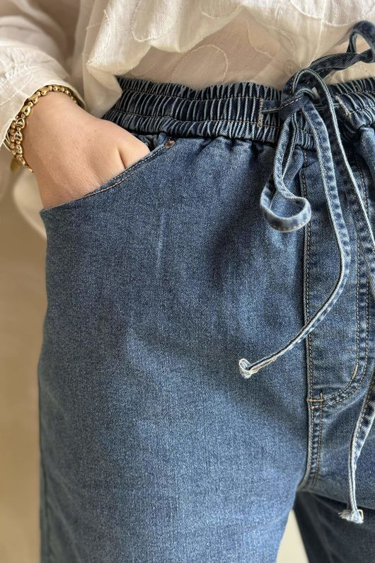 Madison Kick Flare Jean Mid 